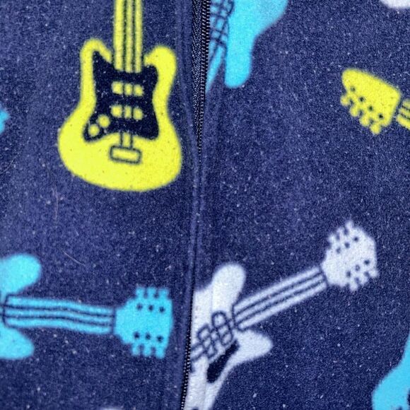 2t fleece footed guitar pajamas- some pilling - Picture 2 of 3
